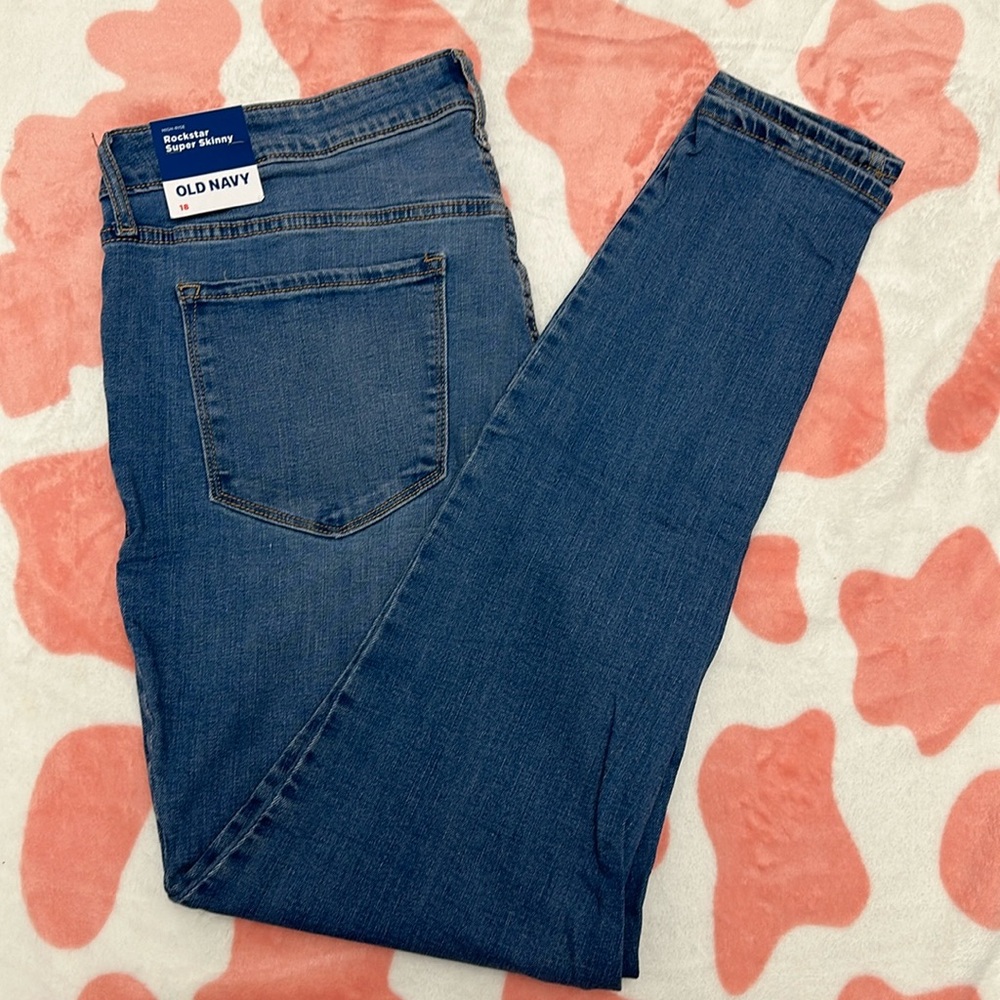 Old Navy Rockstar Super Skinny